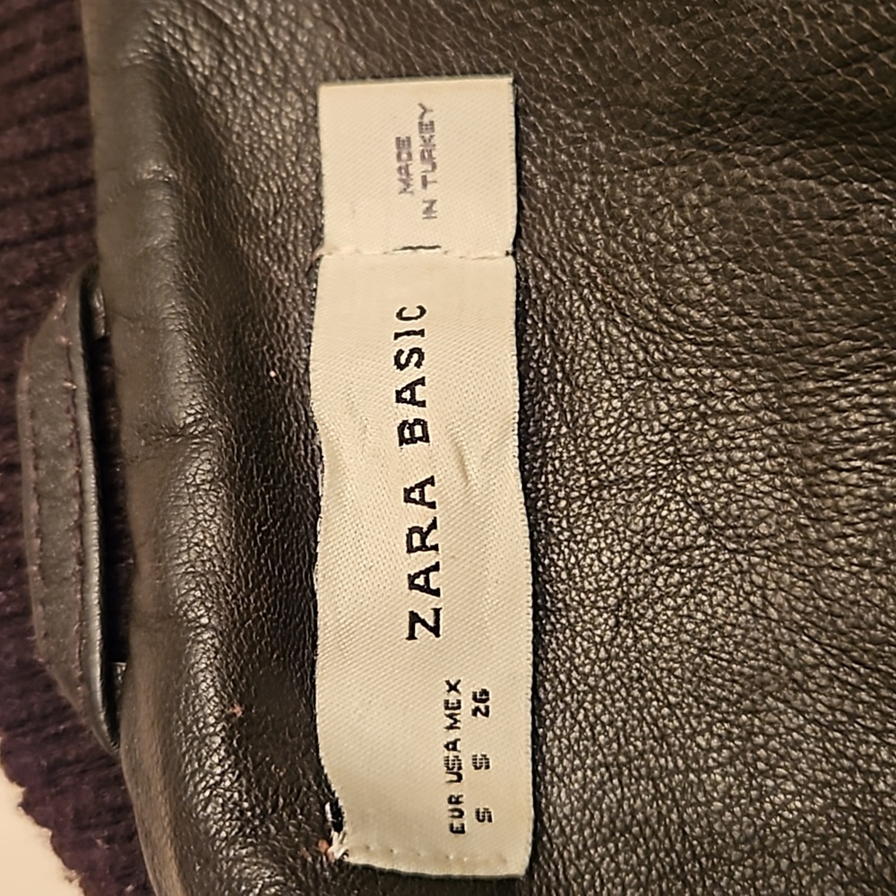 Zara Basic Women's Leather Jacket...Size Small - image 6
